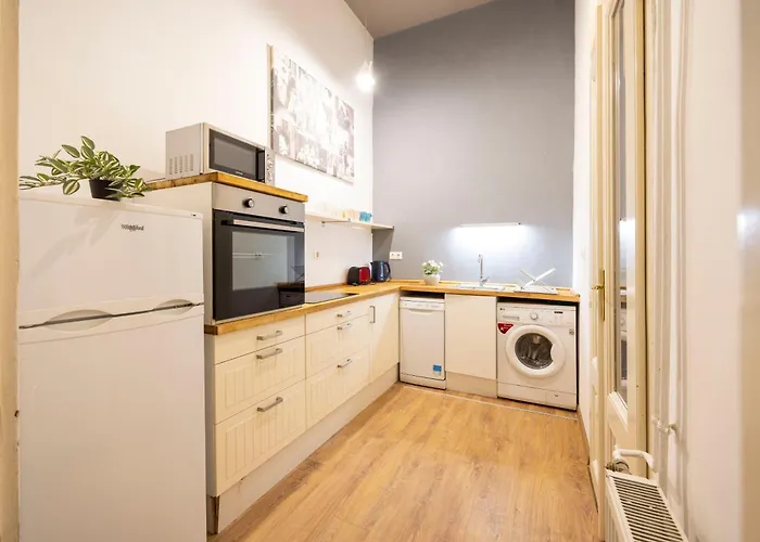 Apartman Cozy & Nostalgic Style In The Center Budapest