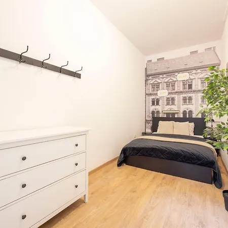 Cozy & Nostalgic Style In The Center