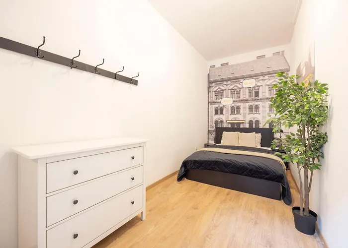 Cozy & Nostalgic Style In The Center
